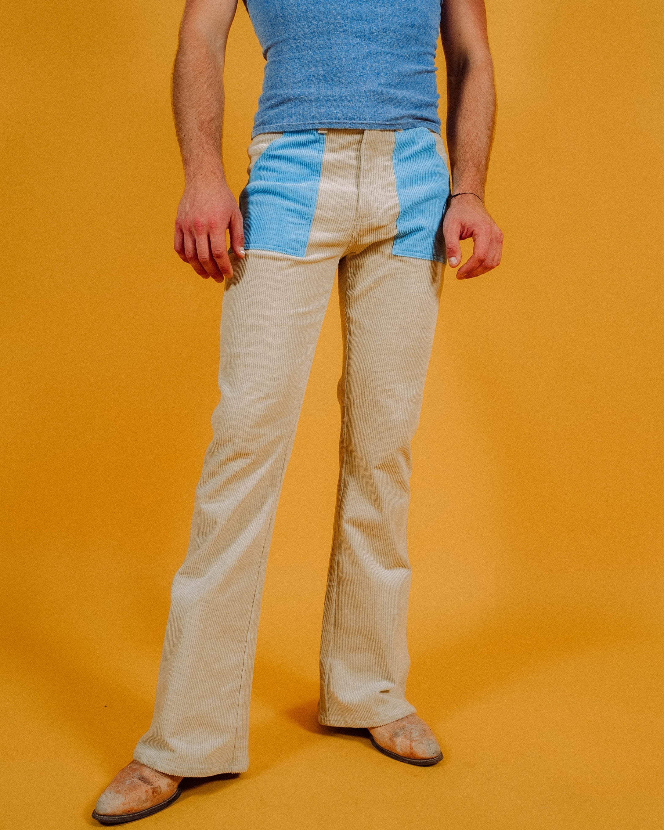 Will is 6'0" and wearing size 32