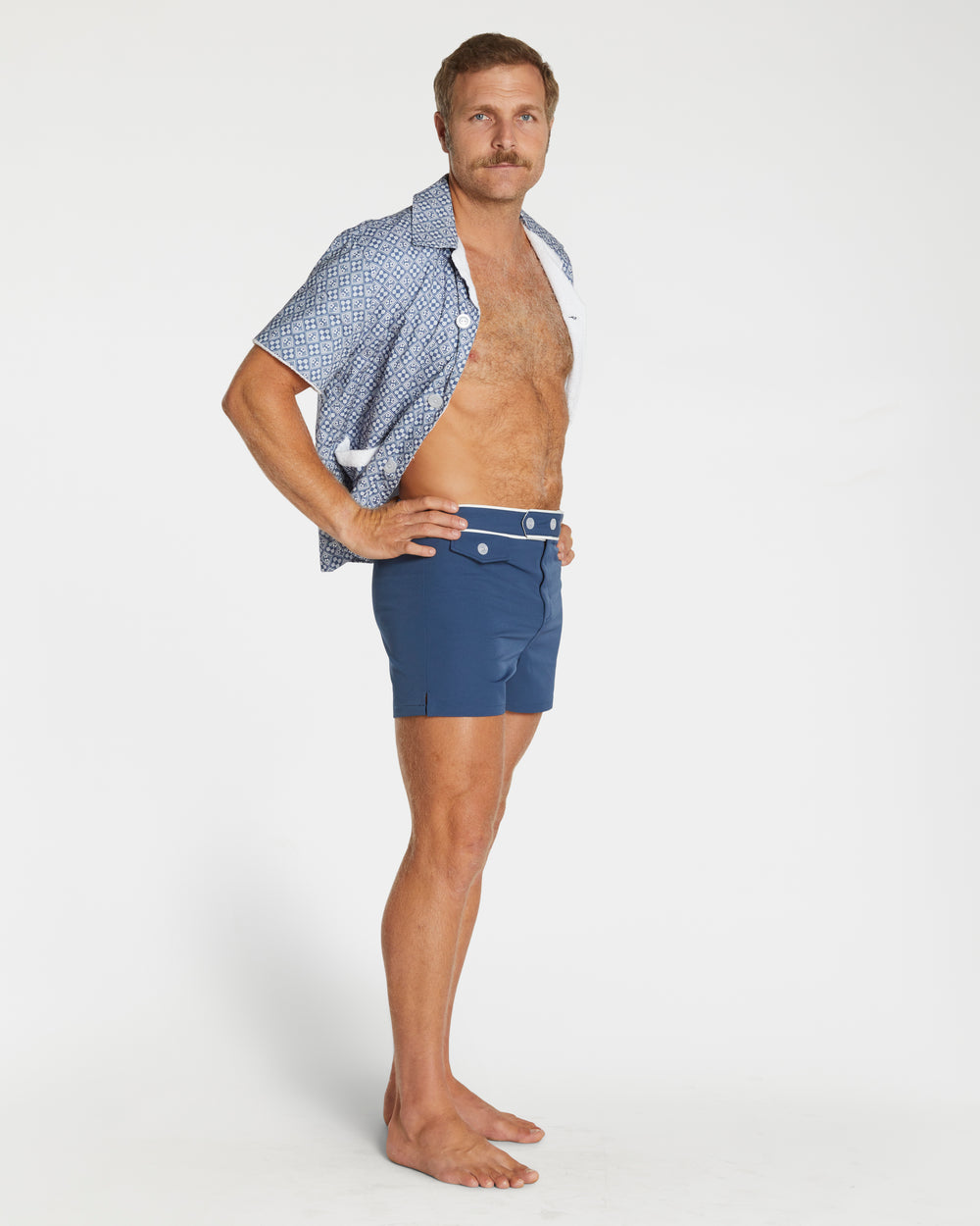 Grant is 5'11" and wearing size 32