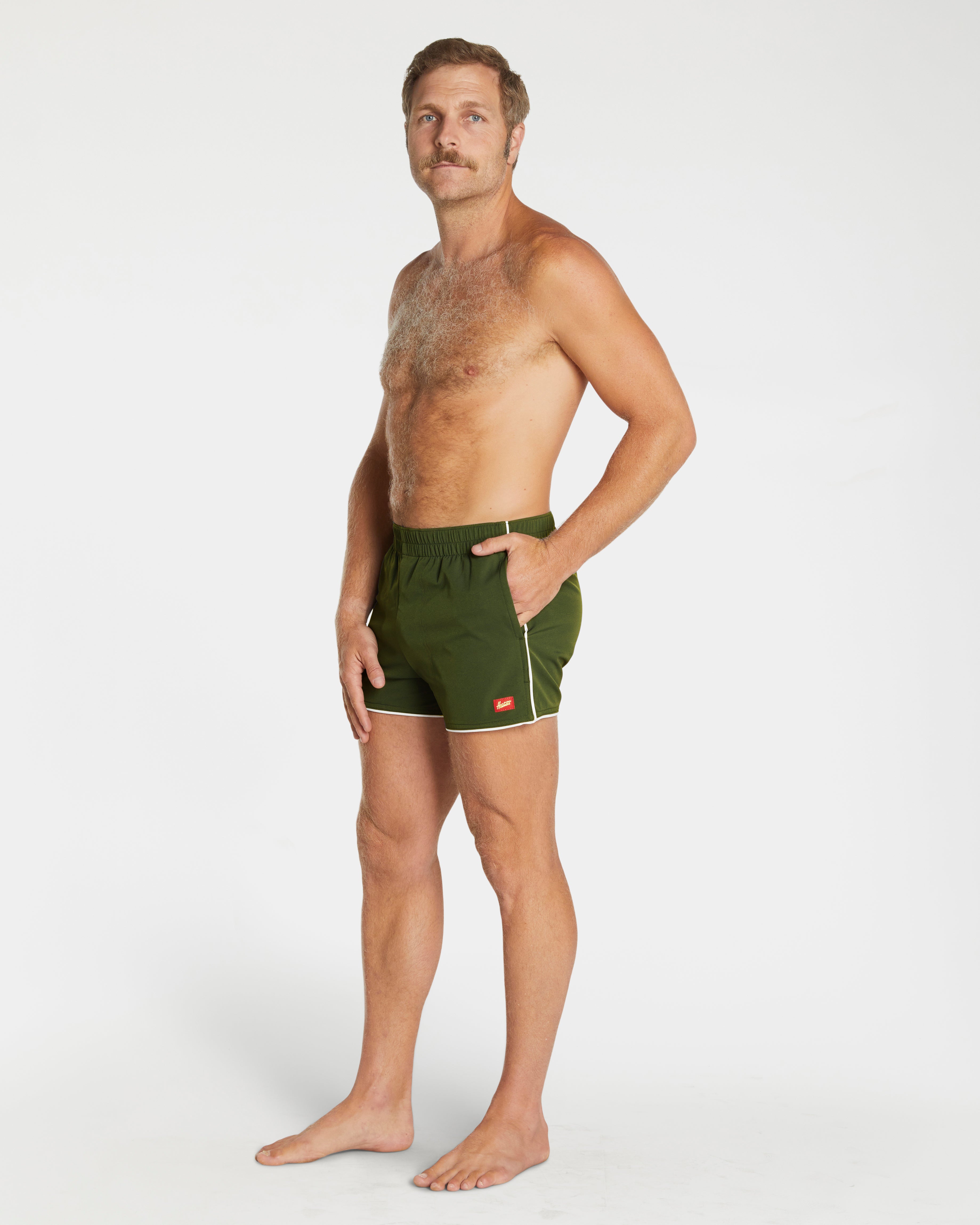 Grant is 5'11" and wearing size 32