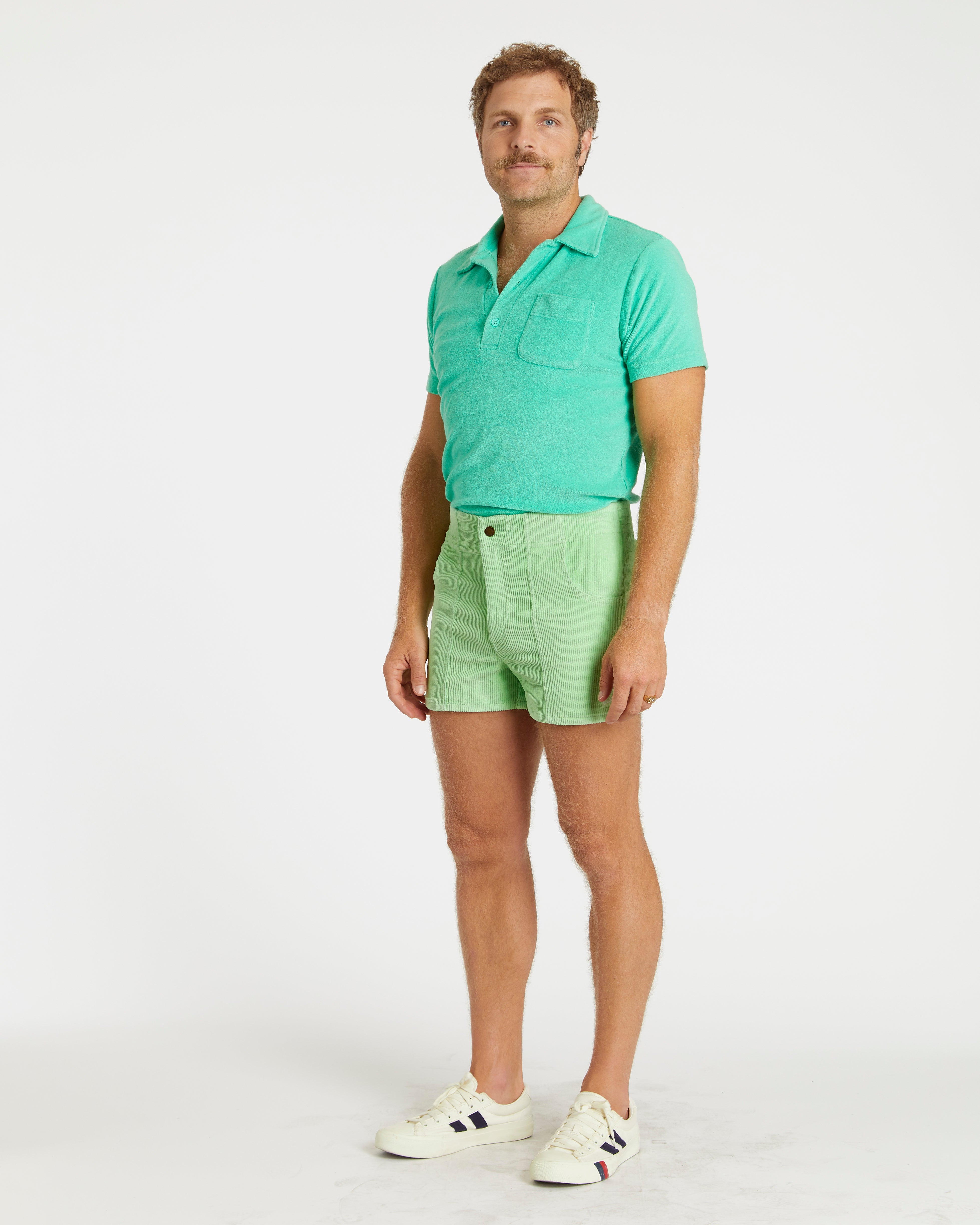 Grant is 5'11" and wearing size 32