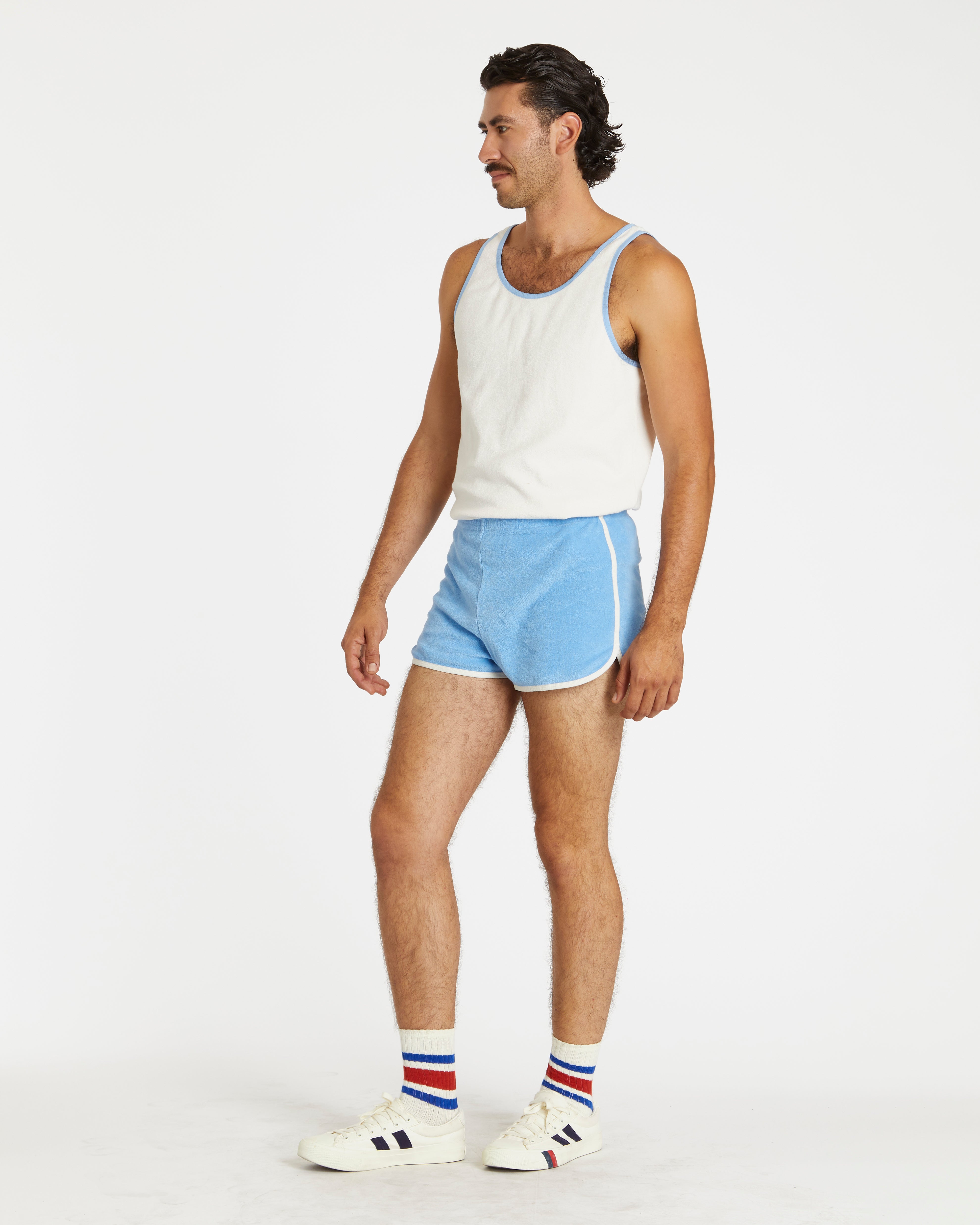 Cristian is 6'3" and wearing size 32