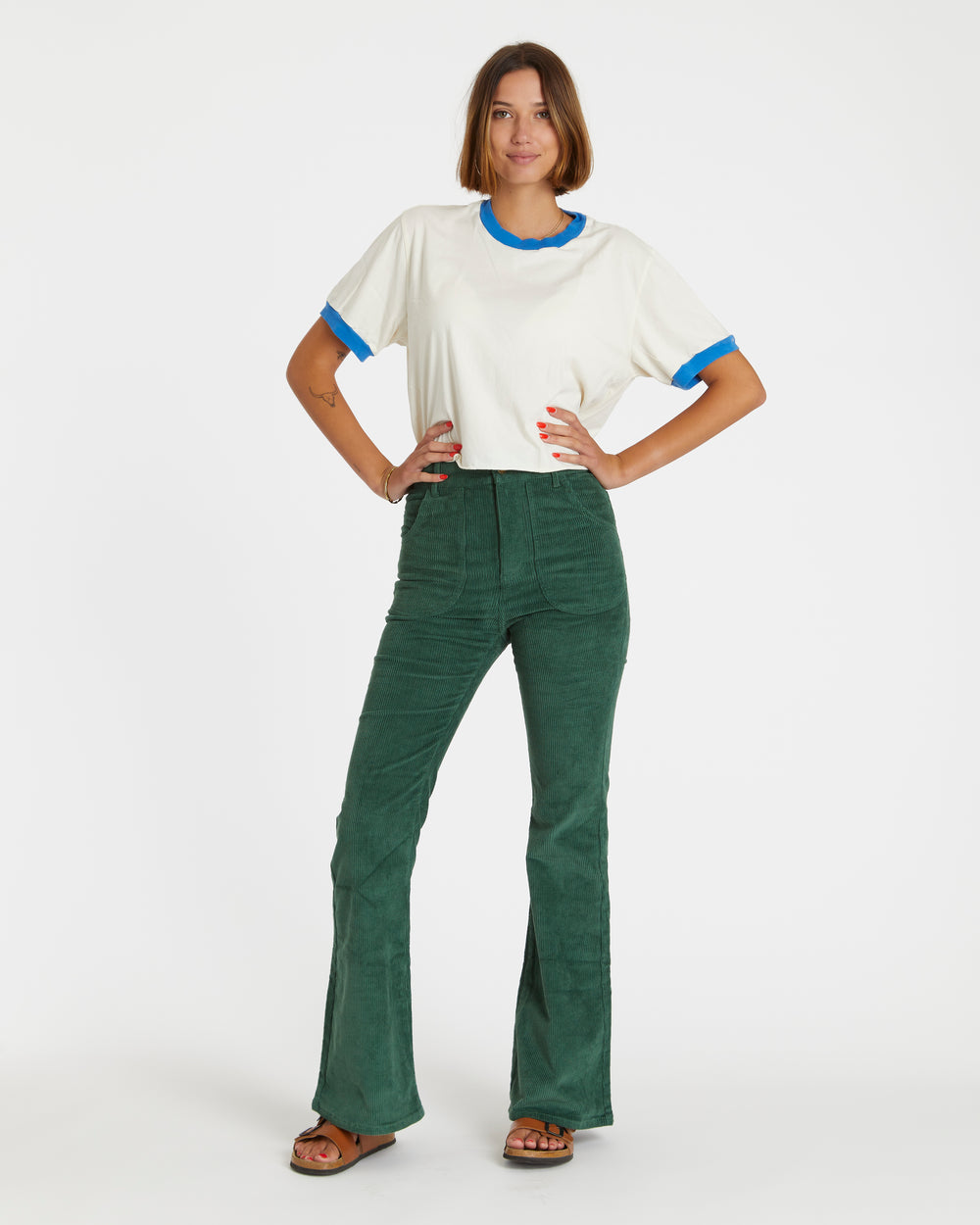 Carla is 5'10" and wearing size 26
