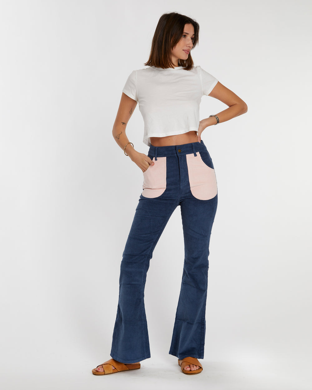 Carla is 5'10" and wearing size 26