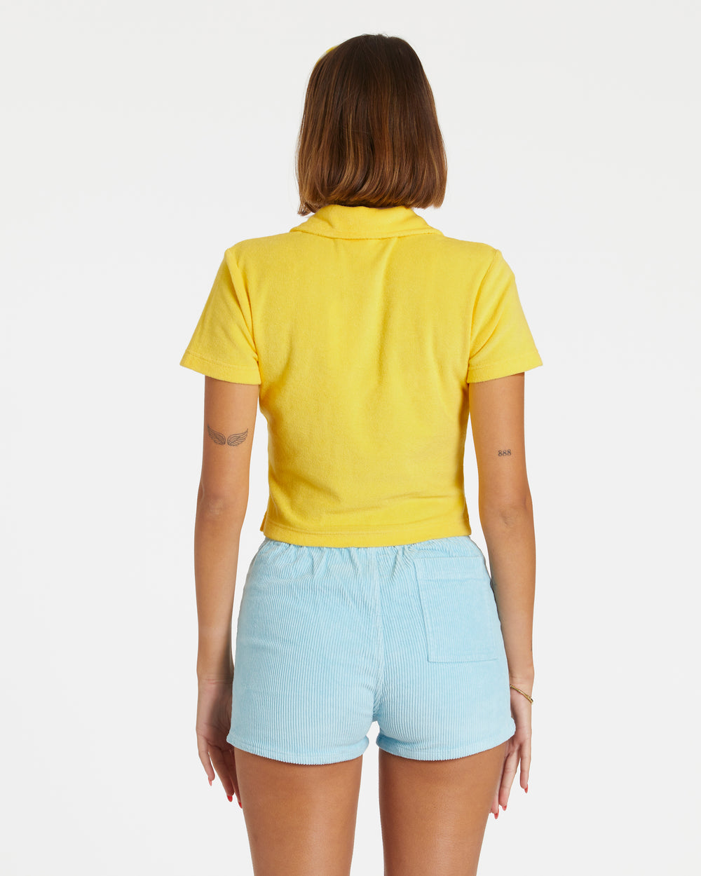 Carla is 5'10" and wearing size 26