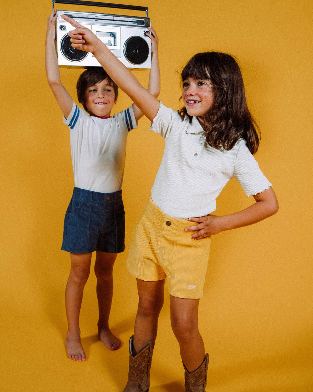 Pantalón corto para niños (amarillo)