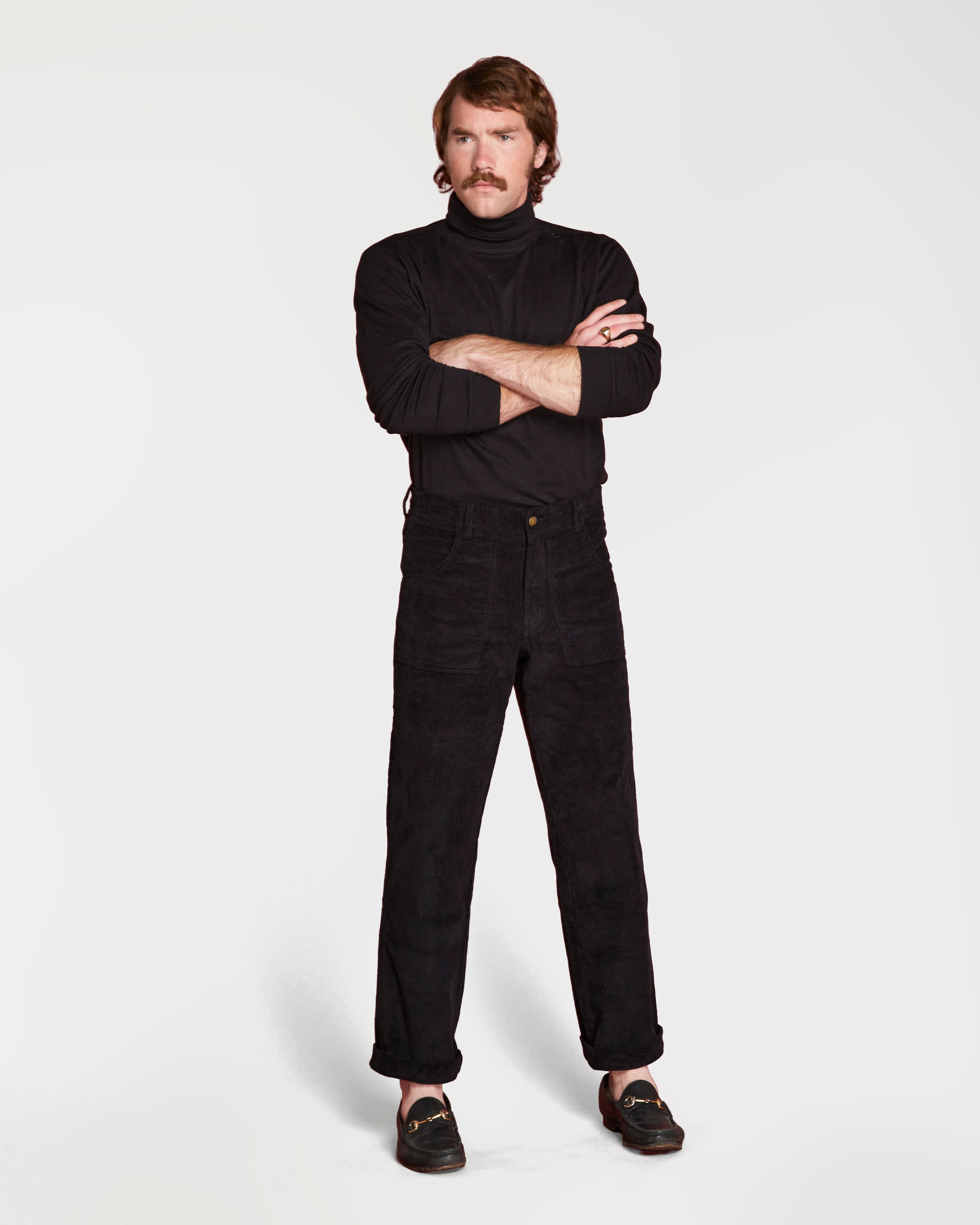 Will is 6'0" and wearing size 32