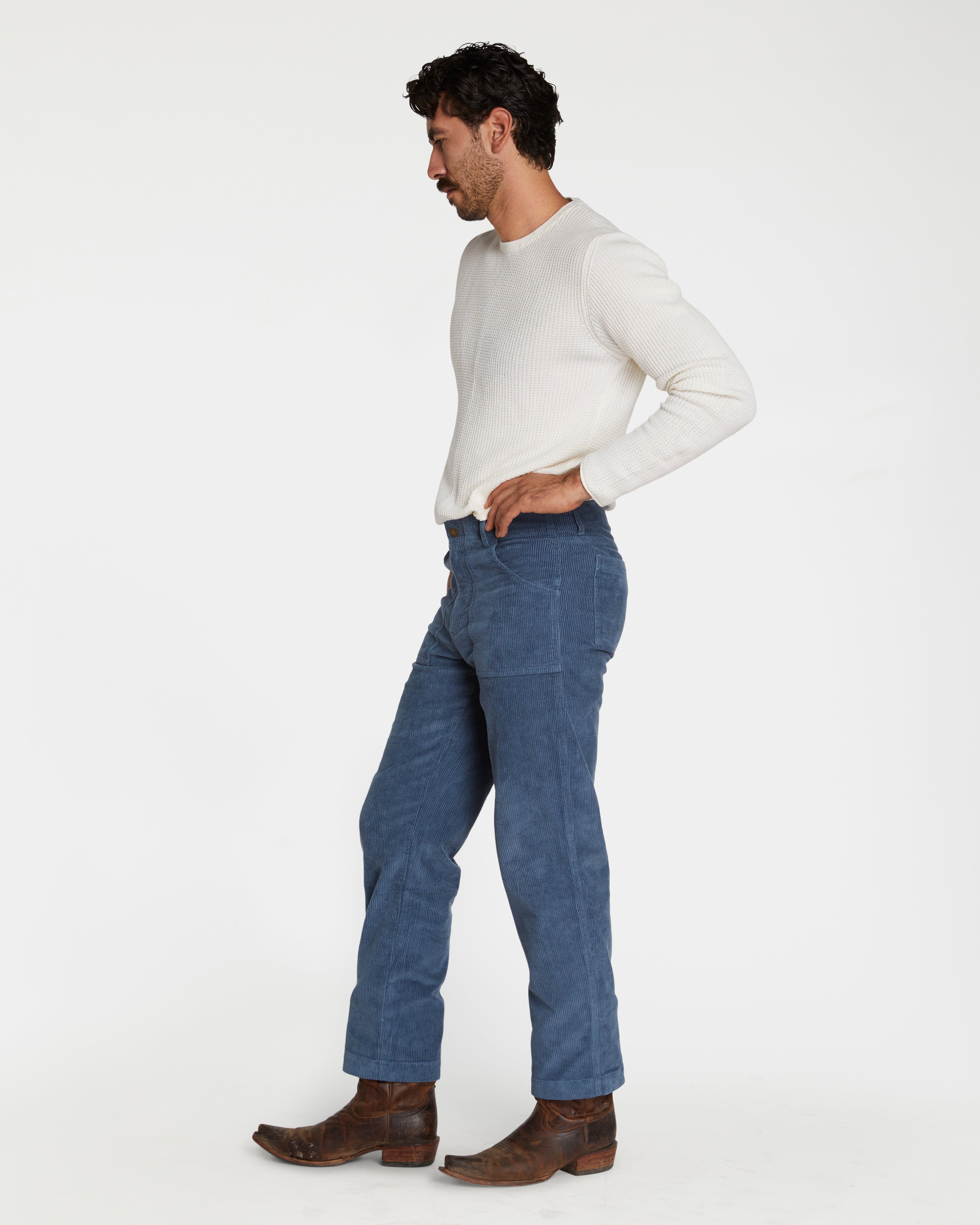 Cristian is 6'3" and wearing size 32