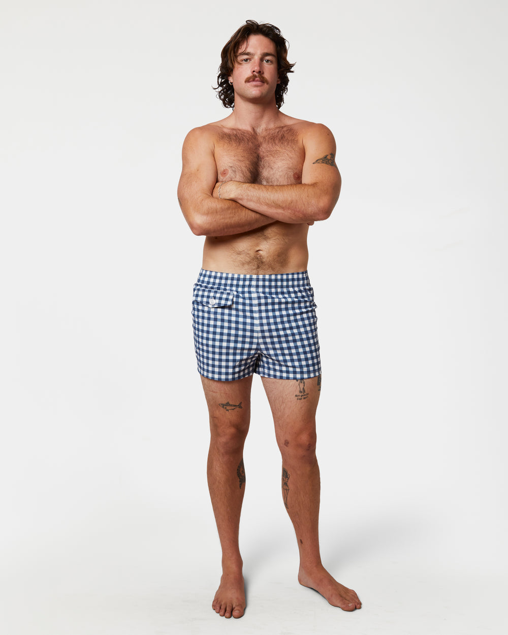 Matty is 6'0" and wearing size 32