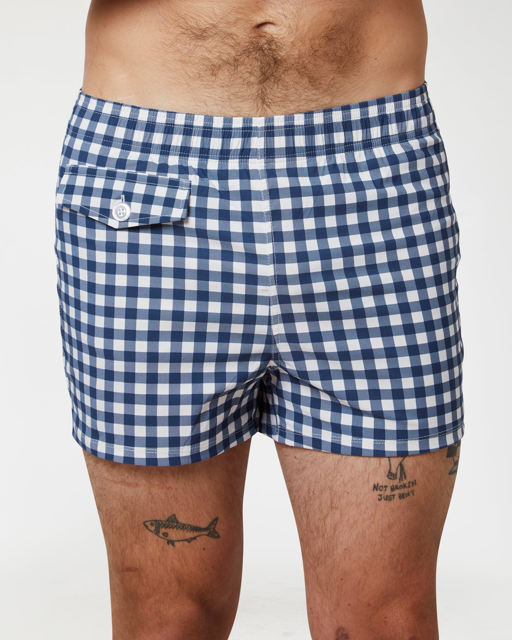 Matty is 6'0" and wearing size 32