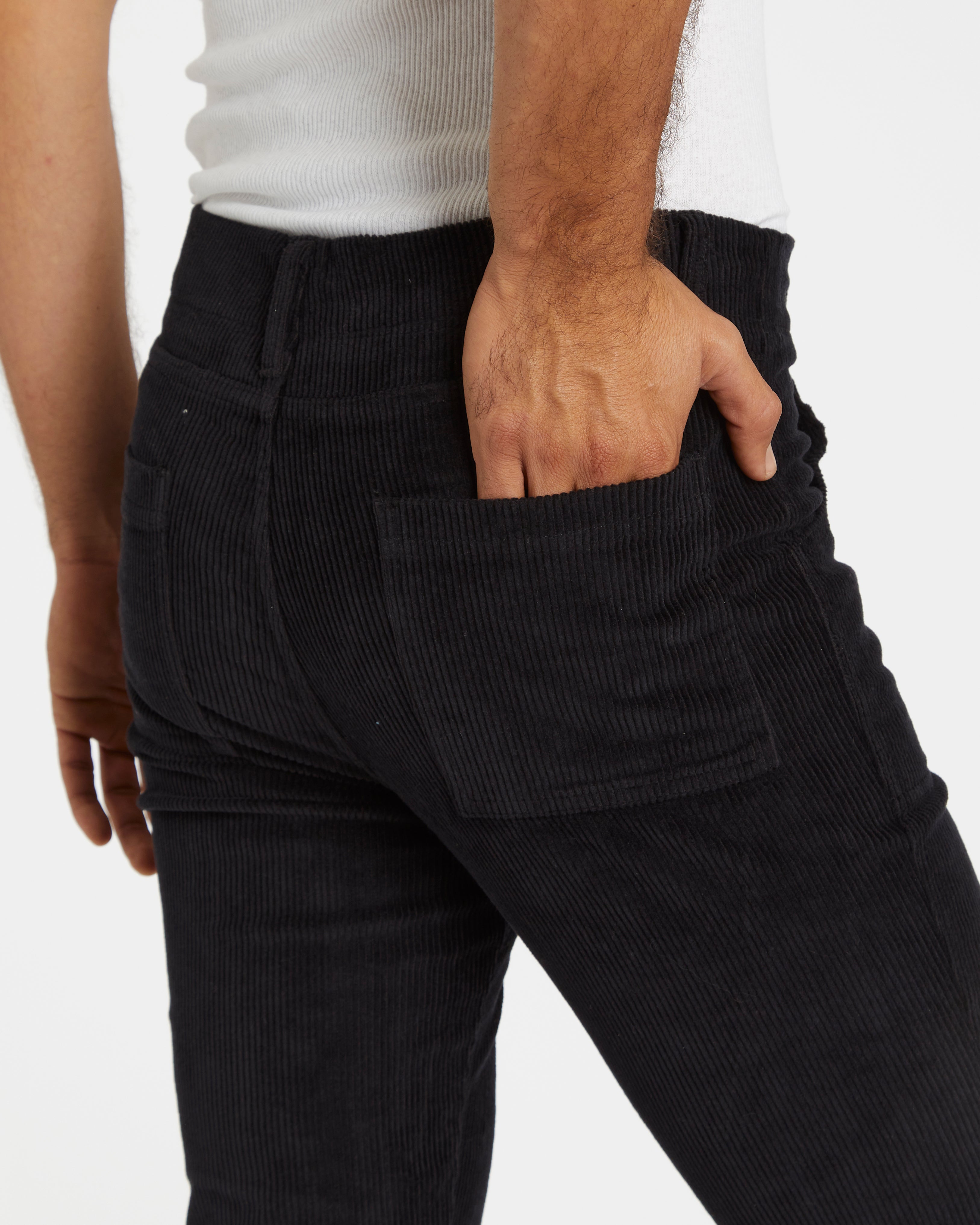 Cristian is 6'3" and wearing size 32