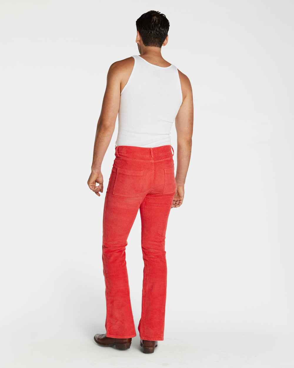 Cristian is 6'3" and wearing size 32