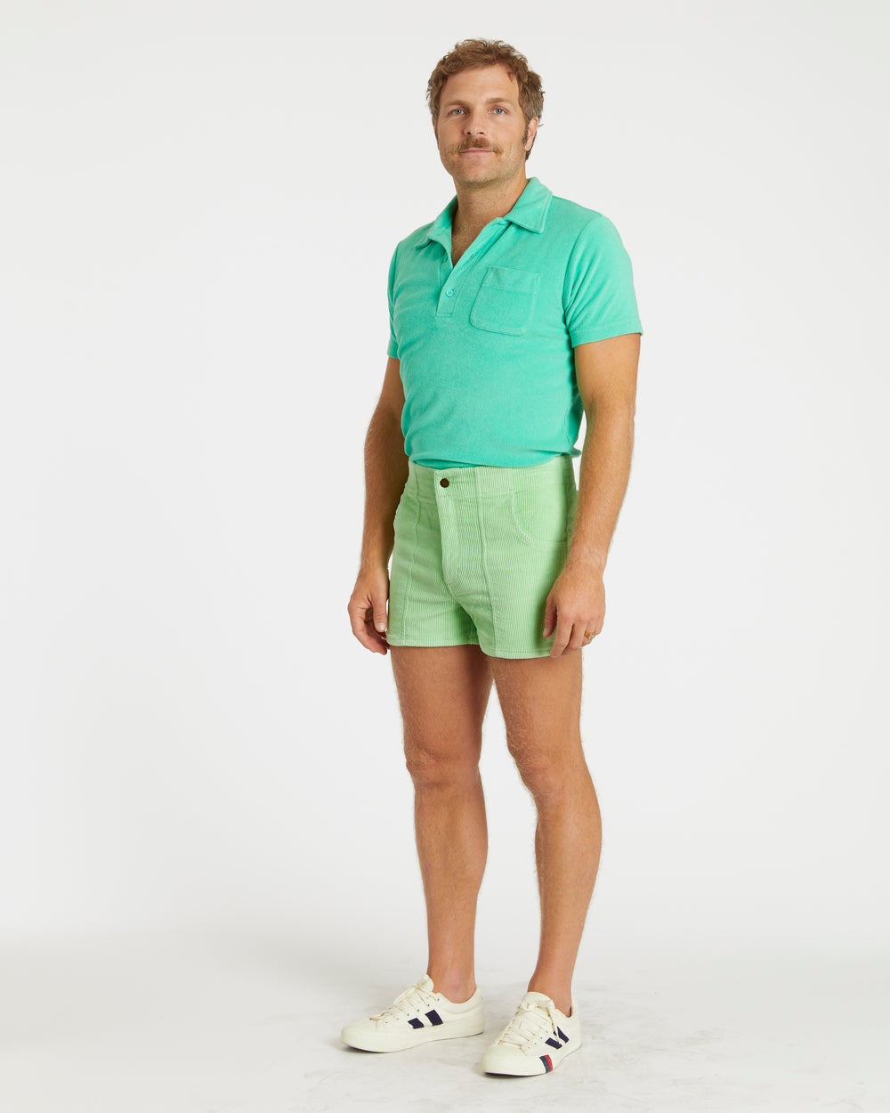Grant is 5'11" and wearing size 32