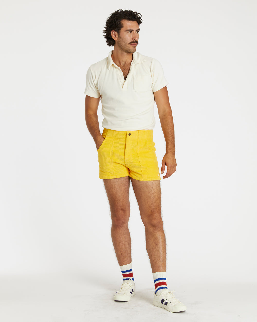 Cristian is 6'3" and wearing size 32