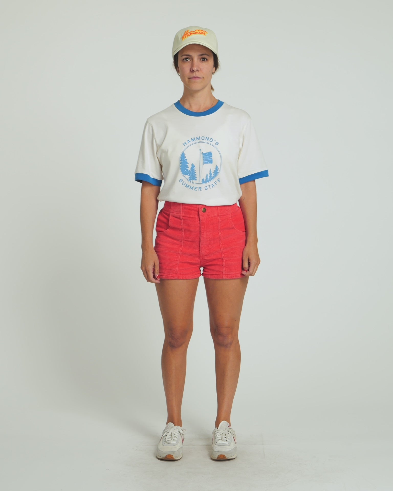 Sarah is 5'2" and wearing size S