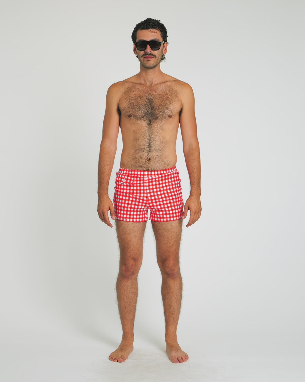 Cristian is 6'3" and wearing size 32