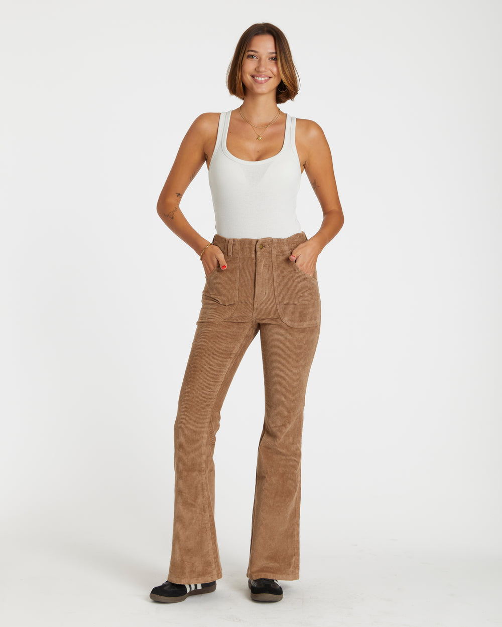 Carla is 5'10" and wearing size 26