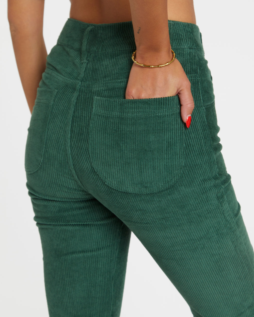 Carla is 5'10" and wearing size 26