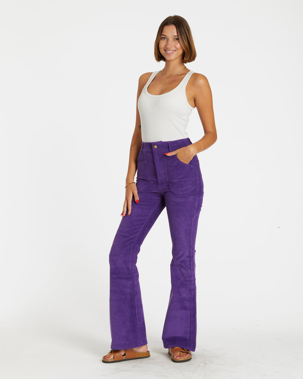 Carla is 5'10" and wearing size 26