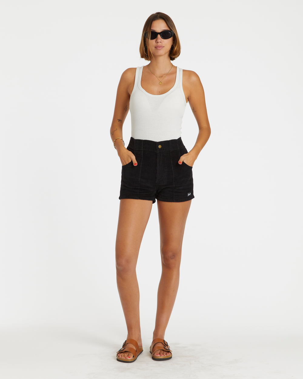 Carla is 5'10" and wearing size 26