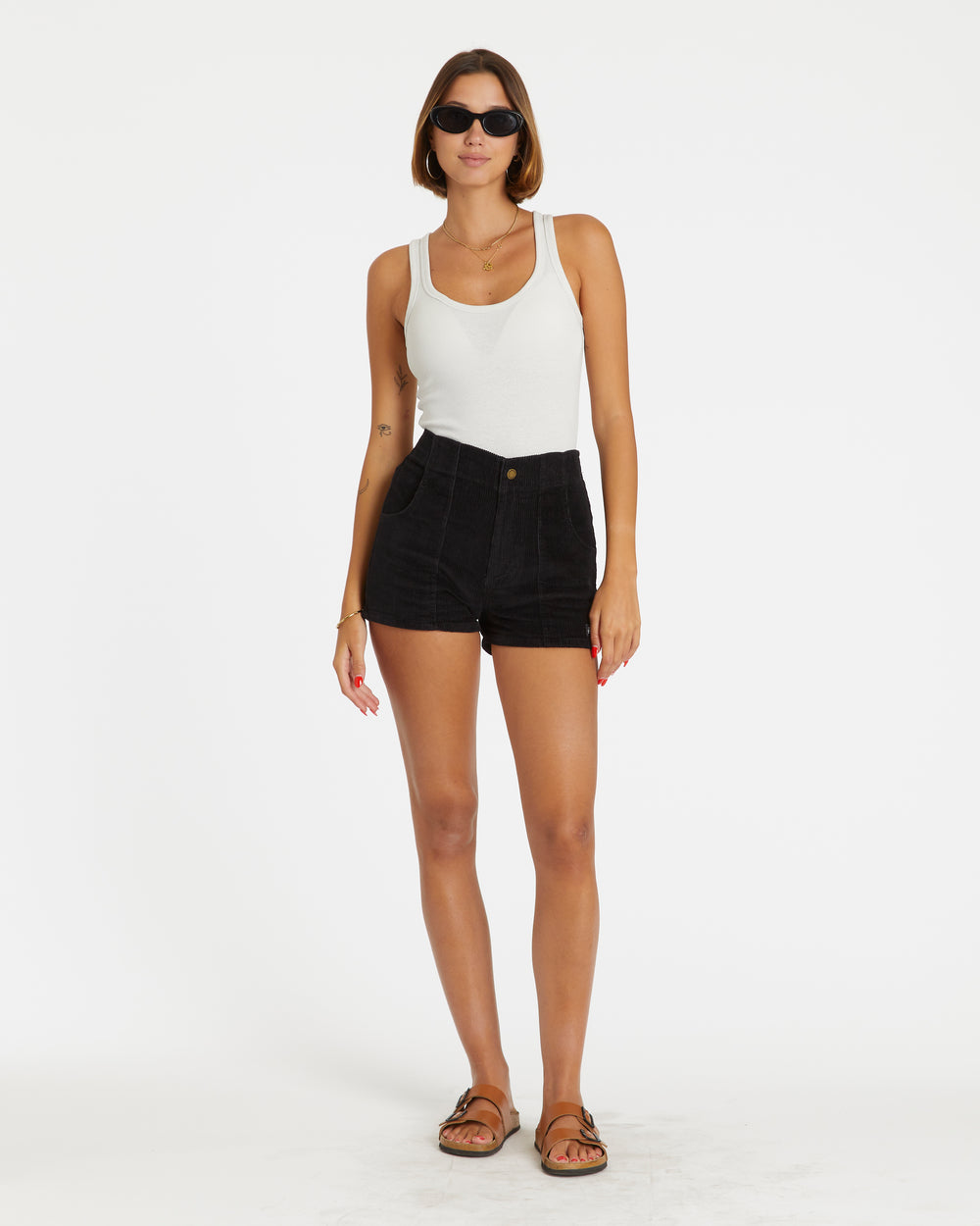 Carla is 5'10" and wearing size 26